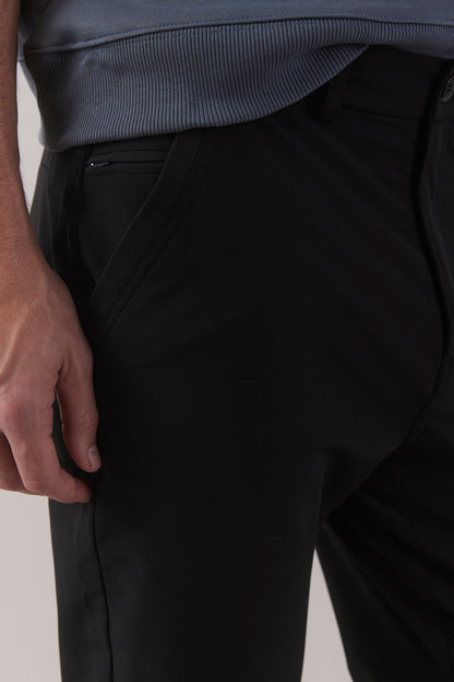 Altus™ Jogger