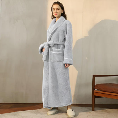 Bademantel für Damen und Herren | Fleece Morgenmantel | Comfyra