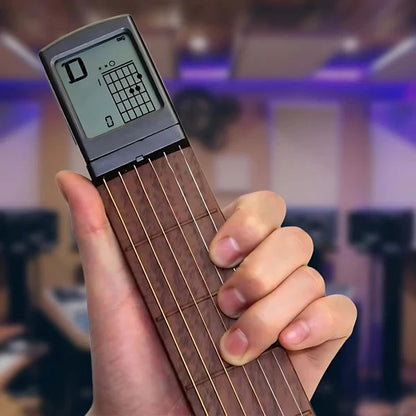 Gitarre lernen für Anfänger | E Gitarre spielen mit tragbarem Gitarrentrainer | ChordMeister