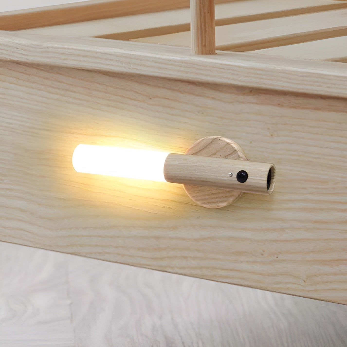 Wandleuchte für innen mit Bewegungsmelder & Akku | Kabellose Lampe | NordLicht