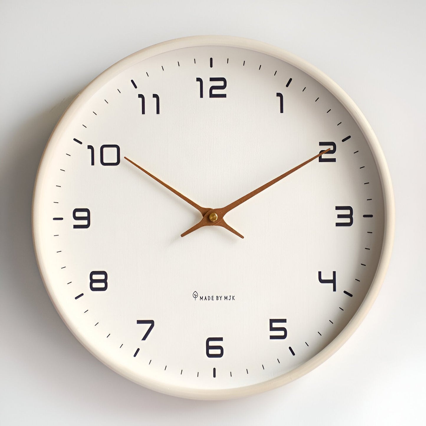 Wanduhr aus Holz | Moderne Uhr für Wohnzimmer | Nordische Design Wanduhr | NordUhr